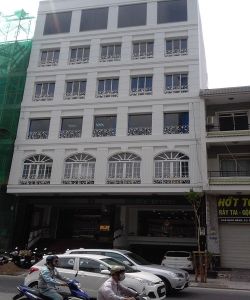 cho thue mat bang duong bach dang quan tan binhdt 11x15 ham tret5 lau gia 150 trieu thang 