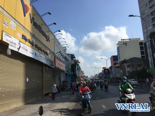 cho thue nha mat bang duong phan dang luu 20x34m 400 trieu th