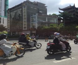 cho thue nha mt nguyen van troi