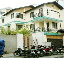 ban biet thu duong hoa lan quan phu nhuan dt 8x16m