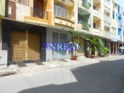 nha ban mat tien duong nguyen van troi quan phu nhuan