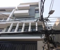 ban nha mat tien nhieu tu 38x18m 5 tang gia 20 ty