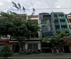 ban nha mat tien duong phan xich long 4x16m 4 tang gia 305 ty