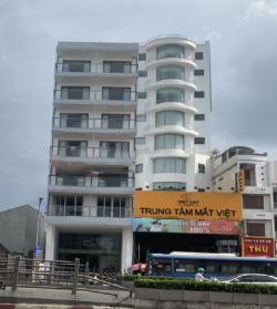 cho thue nha nguyen can duong cong hoa dien tich 8x35m 6 lau gia 300tr thang