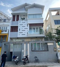 cho thue mat bang duong hoa lan dien tich 8x18m tret gia 30tr th