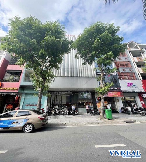 cho thue nha mat tien duong phan xich long dt 8x20m 6 lau gia 250tr th