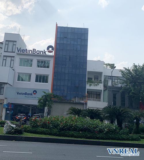 cho thue nha mat tien duong tran quoc hoan dt8x30m 5 lau gia 300tr th