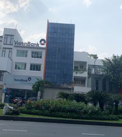 cho thue nha mat tien duong tran quoc hoan dt8x30m 5 lau gia 300tr th