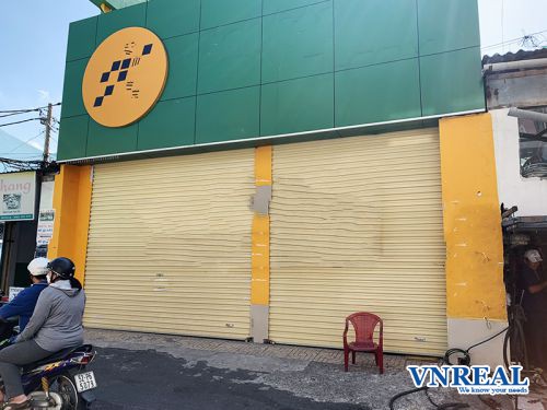 cho thue nha mat tien duong banh van tran dt 8x37m tret gia 55tr th