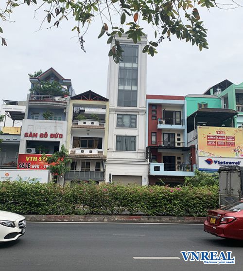 cho thue nha mat tien duong cong hoa dt 42x19m 5 lau gia 70tr th