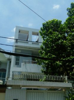 nha ban hxh 12m duong pho quang p 2 q  tan binh dt 4x24m gan san bay tsn cong vien gia dinh    nha dep  1 tret 3 lau co garage o to khu an ninh thoang mat gia 13 5 ty so hong chinh chu 