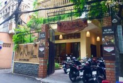 cho thue nha mat tien nguyen dinh chinh 75x19m tret 2 lau gia 40 trieu