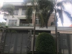 cho thue nha duong nguyen van huong 21 x 25 m tret 3 lau 170 trieu  thang