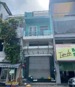 cho thue ncc duong tran khac chan quan 1 ngang 4x8 tret 3 lau gia 32tr th 