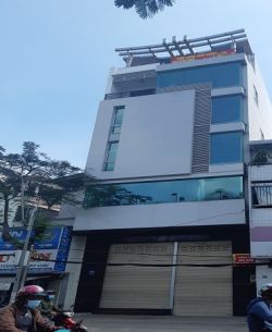 cho thue mat bang mat tien duong dinh bo linh 8 x 15 1 ham 1 tret 5 lau dtsd 800m2 gia 126 trieu