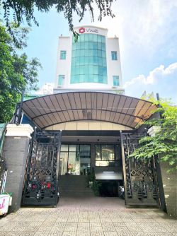 cho thue ca toa duong huynh tinh cua quan 3 ngang 8 3x30m ham 5 lau gia 15 000usd