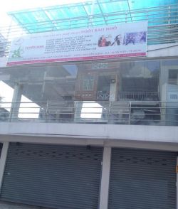 cho thue nha 3 mat tien duong bach dang phuong 2 quan tan binh