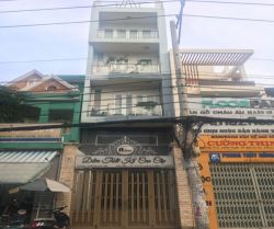 cho thue nha duong bui dinh tuy 4 x 22 m tret lung 3 lau 50 trieu  thang