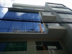 cho thue nha quan tan binh duong song da dien tich 10x20m 1 tret 4 lau gia  5500 usd  thang