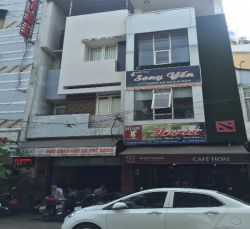 cho thue nha mat tien nguyen cong hoan 4x16m 3 lau 28 trieu