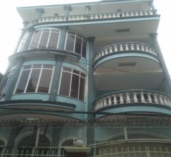 ban nha hem thong noi bo 8m duong cuu long phuong 2 quan tan binh 