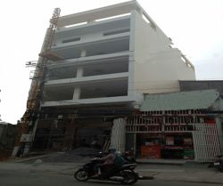 cho thue nha mat tien d2 phuong 25 dt 6x19 ham tret 5lau gia  200 trieu 