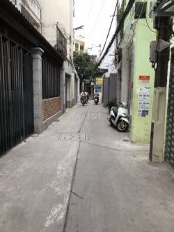 ban nha 1  duong pham van hai dt 3 8x15 1 tret 3 lau gia 8 4 ty 