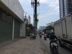 cho thue nha mat tien duong au co dien tich 125x27m gia thue 90 trieu thang