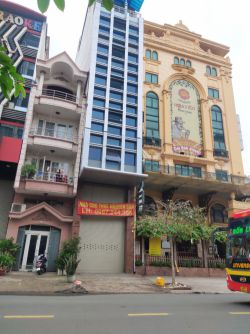 cho thue nha duong pho quang tan binh 4 5x30m 7 lau 168 trieu  thang 