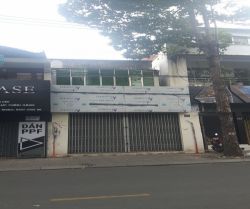 cho thue nha mat tien duong tran quang khai  dien tich 51 x28m  tret  1 lau gia 60 tr