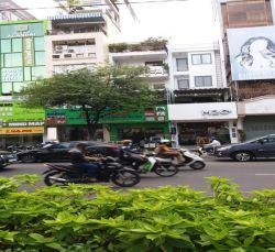 cho thue nha mat tien nguyen thi minh khai phuong 6 quan 3 