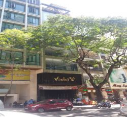 cho thue toa nha mat tien le anh xuan phuong ben thanh quan 1