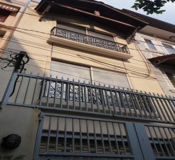 cho thue nha hem xe hoi dang dung phuong tan dinh quan 1