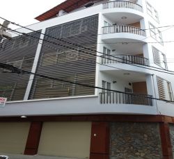 cho thue nha hem xe hoi pham viet chanh phuong nguyen cu trinh quan 1