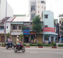 cho thue nguyen can mat tien dai han nguyen thai hoc quan 1