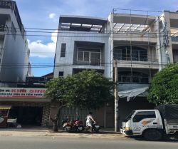 cho thue nha duong chu van an 4 x 20 m tret 2 lau 30 trieu  thang