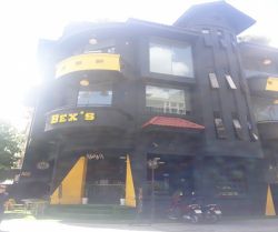 sang nhuong toan bo quan cafe bex  s goc 2 mat tien duong hoa lan 4 5 ty