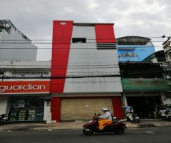 cho thue nha mat tien duong le van sy 52x14 m2 2 lau 55 trieu