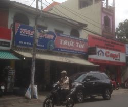 cho thue nha mat tien duong nguyen hong dao phuong 13khu bau cat quan tan binh