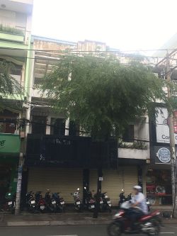 cho thue nha duong nguyen gia tri 8 x 20 m tret 3 lau 190 trieu  thang