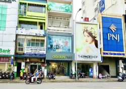 cho thue ncc duong hai ba trung quan 1 ngang 5x29m gia 150tr th