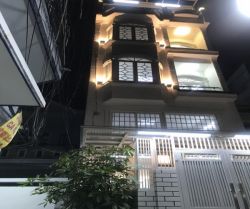 ban nha hem huynh van banh 4 8x11m 4 lau gia 6 75 ty