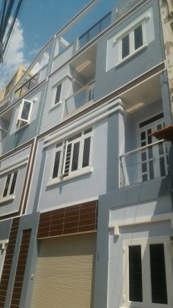 ban nha hxh phan van tri 6x9m1t 3lau  mai  gia re