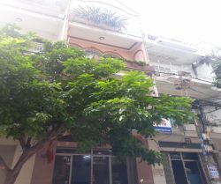 cho thue nha mat tien duong bau cat 6 4x18 m2 3 lau 6 phong 30 trieu