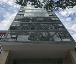 cho thue nha quan 1  nha cho thue mat tien duong nguyen trai phuong nguyen cu trinh quan 1 10x25m  tretham lung 8 lau  gia 30 000 usd  thang