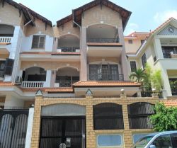 cho thue nha mat tien duong hoa lan 8x18 m2 2 lau 90 trieu