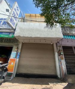 cho thue ncc duong cach mang thang 8 quan 3 ngang 42x20m tret 3 lau gia 55 trieu 