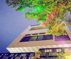 nha hem xe hoi duong truc