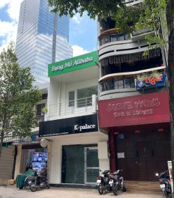 cho thue mat bang duong huynh thuc khang quan 1 ngang 4x12m tret 1 lau gia 70tr th 