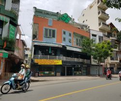 cho thue nha mat tien truong sa 14mx 7m  tret lau  gia 58tr